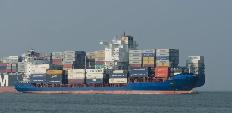 EDITH Container Ship IMO 9328625 photo 4