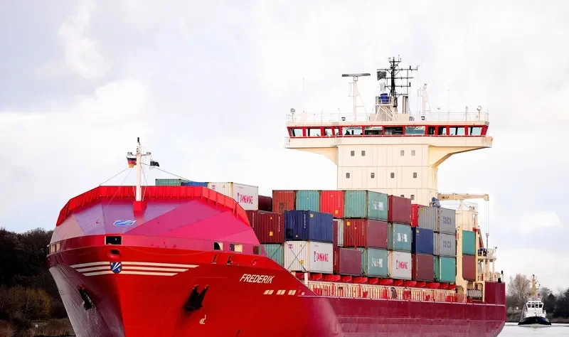 FREDERIK Container Ship IMO 9328637 photo 4