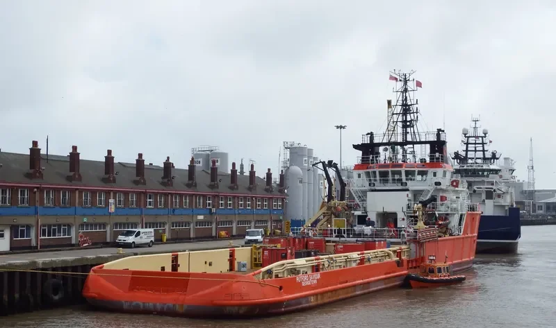 PUTFORD SAVIOUR Offshore Vessel IMO 9329277 photo 4