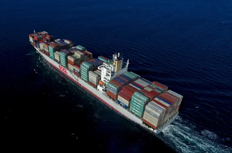 OOCL YOKOHAMA Container Ship IMO 9329538 photo 6
