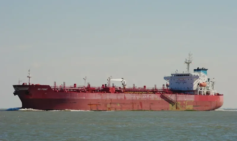 NS POINT Tanker IMO 9329655 photo 6