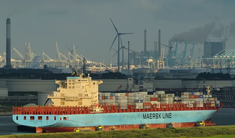 MAERSK SEMARANG Container Ship IMO 9330070 photo 3