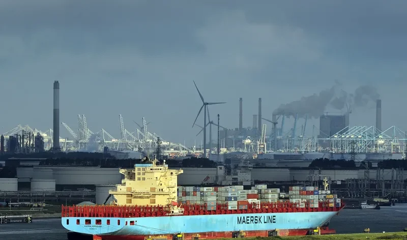 MAERSK SEMARANG Container Ship IMO 9330070 photo 4