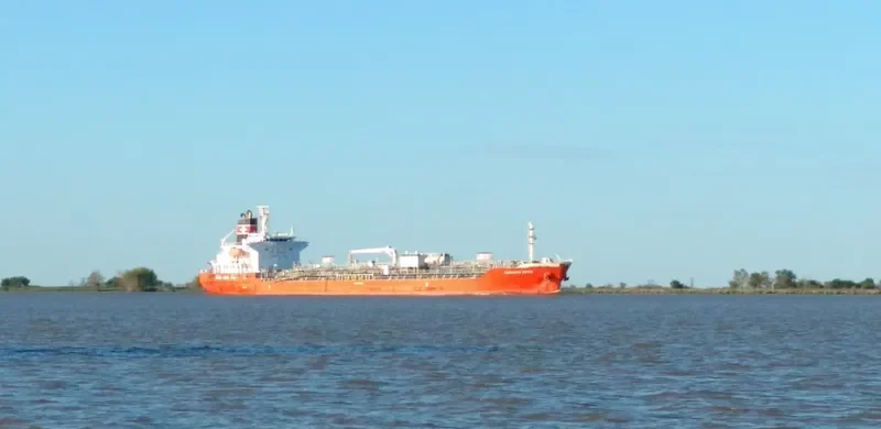 SAEHAN INTRASIA Tanker IMO 9330460 photo 3