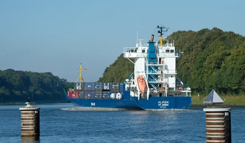ALREK Container Ship IMO 9330953 photo 4