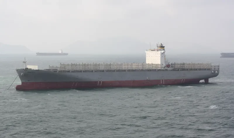 IRENES WAVE Container Ship IMO 9331165