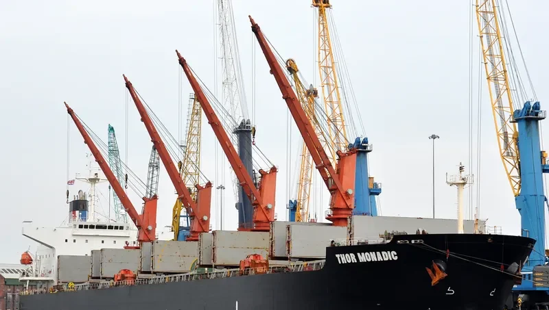 THOR MONADIC Bulk Carrier IMO 9331220 photo 8