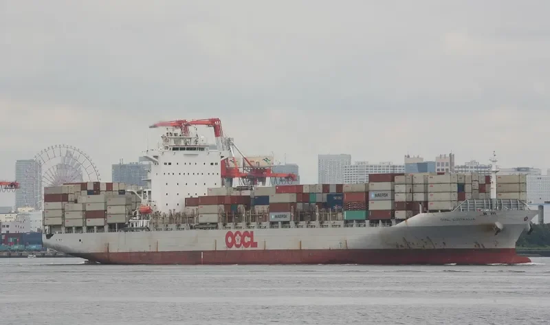 OOCL AUSTRALIA Container Ship IMO 9332200 photo 3