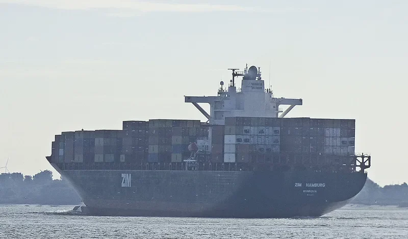 HAMBURG BAY Container Ship IMO 9332872 photo 3