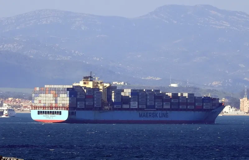 MAERSK DENVER Container Ship IMO 9332999 photo 3