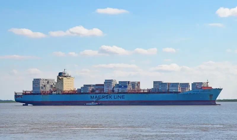 MAERSK KENSINGTON Container Ship IMO 9333010 photo 6