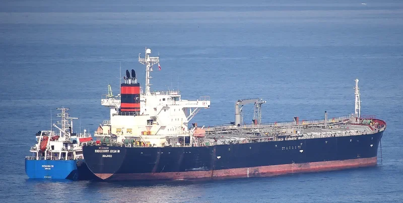 LUCIA SOLIS Tanker IMO 9333187 photo 6