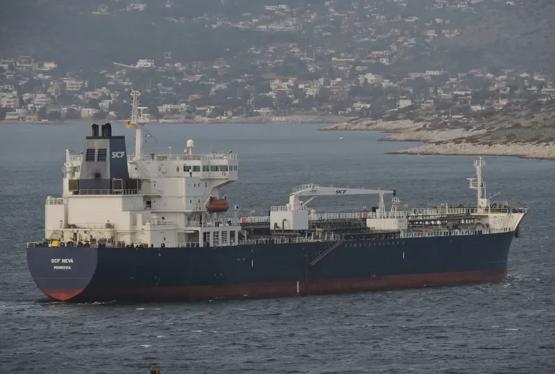 SCF NEVA Tanker IMO 9333400 photo 3