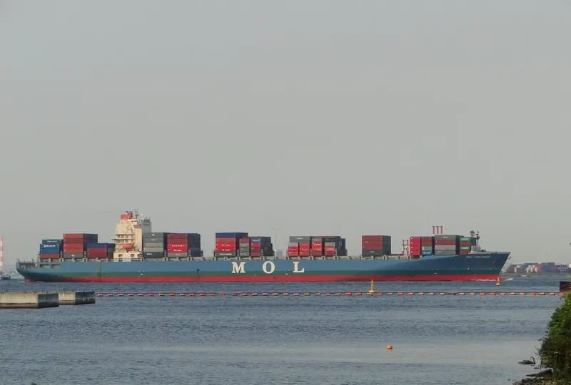 MOL EXPLORER Container Ship IMO 9333826 photo 6