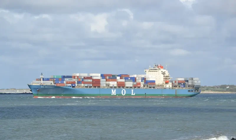 MOL ENDOWMENT Container Ship IMO 9333852 photo 5