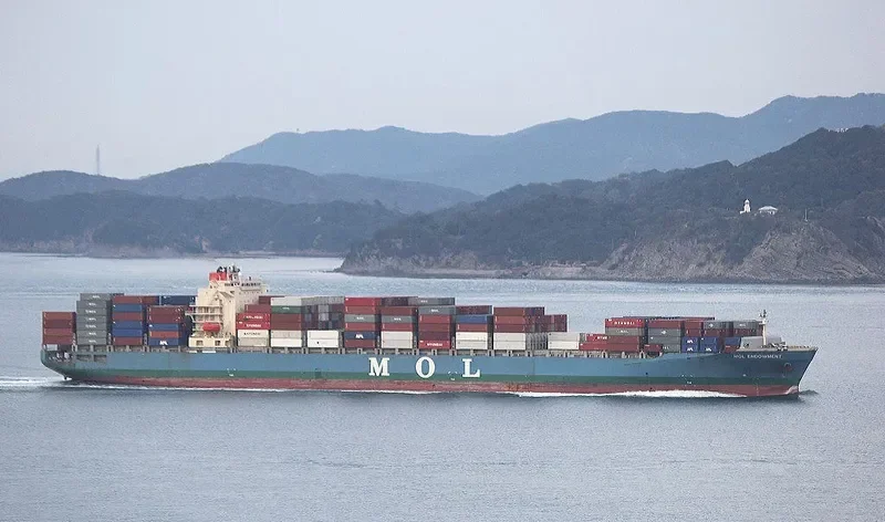 MOL ENDOWMENT Container Ship IMO 9333852 photo 6