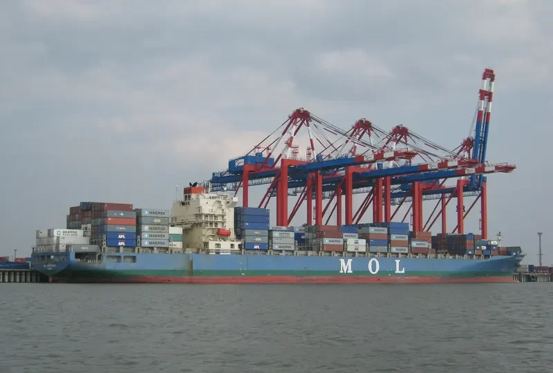 MOL ENDOWMENT Container Ship IMO 9333852 photo 9