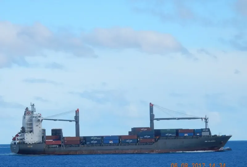 HANSA COBURG Container Ship IMO 9334820 photo 2