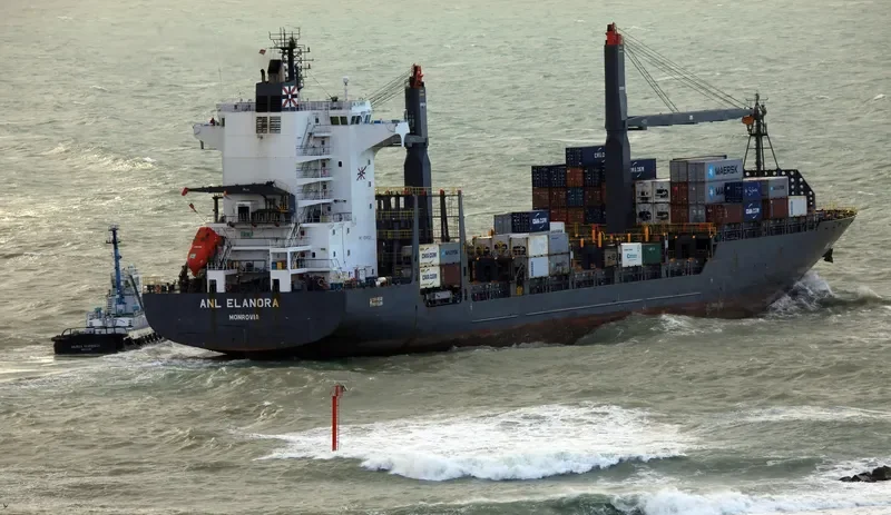 HANSA COBURG Container Ship IMO 9334820 photo 6