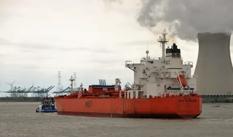 NCC DAMMAM Tanker IMO 9335056 photo 10