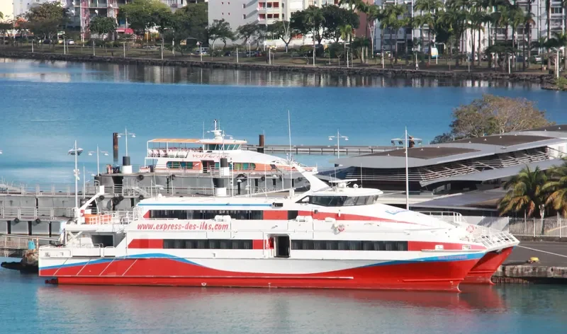 GOLD EXPRESS Passenger Ship IMO 9336531