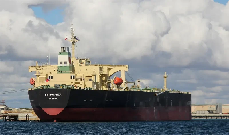 ATHENS VOYAGER Tanker IMO 9337391 photo 7