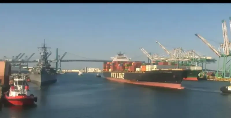 NYK DAEDALUS Container Ship IMO 9337614 photo 5