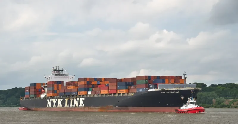 NYK DAEDALUS Container Ship IMO 9337614 photo 8