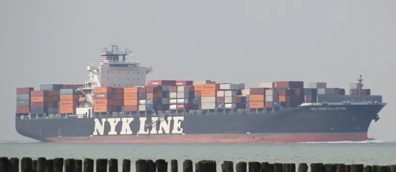 NYK CONSTELLATION Container Ship IMO 9337626 photo 9