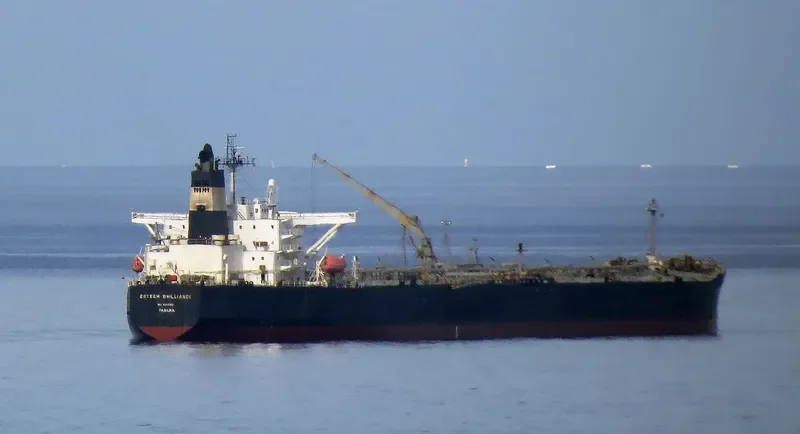 KRITI GALAXY Tanker IMO 9337901 photo 4
