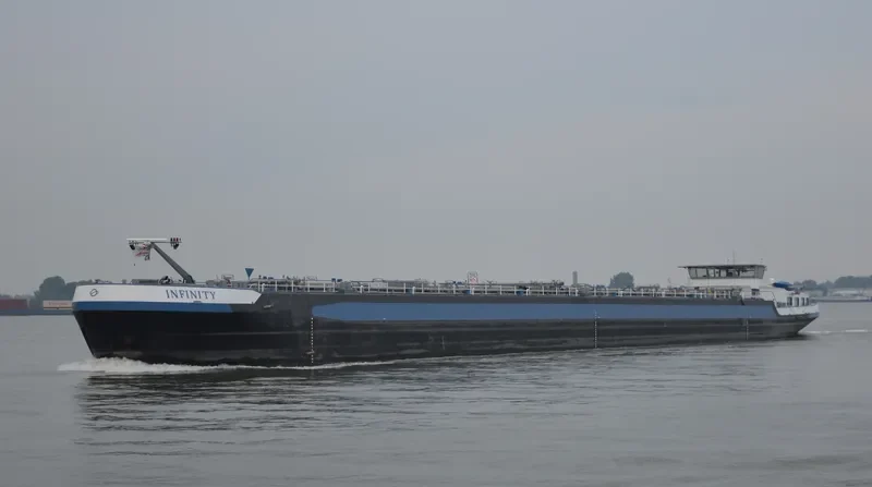 INFINITY Tanker IMO 9338187 photo 2