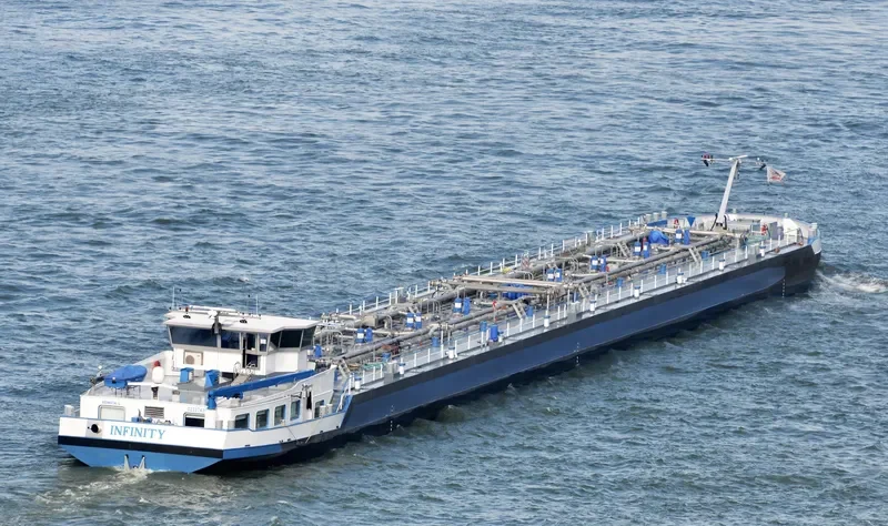 INFINITY Tanker IMO 9338187 photo 6