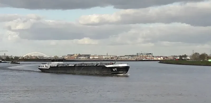 VEENDAM Tanker IMO 9338216
