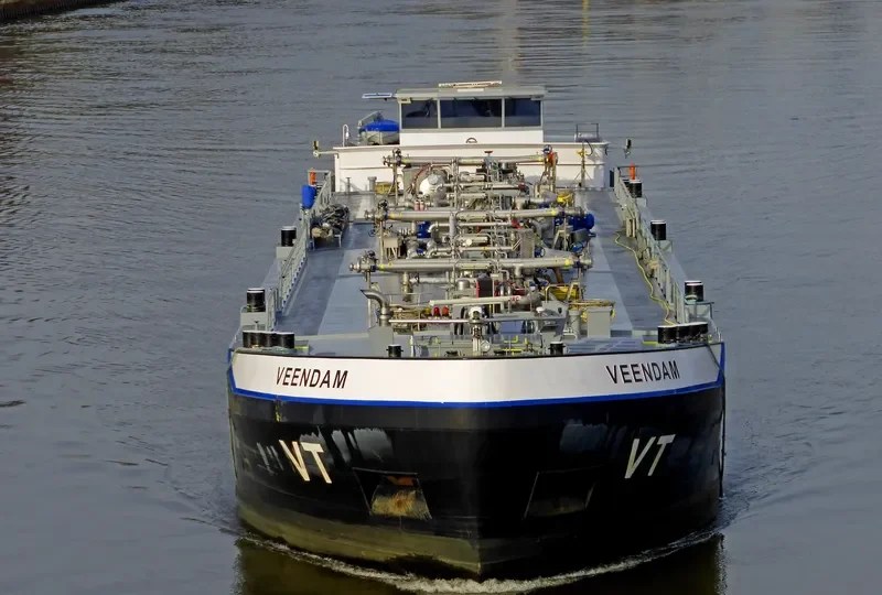 VEENDAM Tanker IMO 9338216 photo 4
