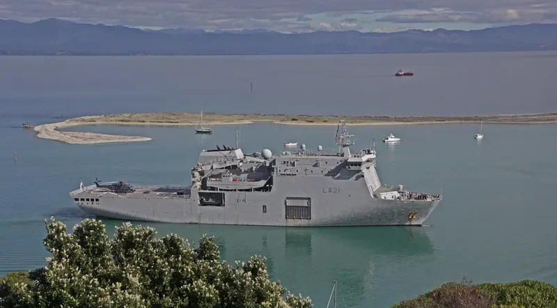 HMNZS CANTERBURY General Cargo IMO 9338644 photo 7