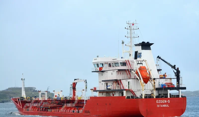 OZDEN S Tanker IMO 9338735 photo 7