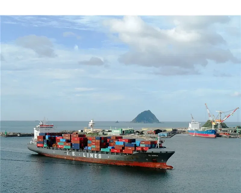 ARTEMIS Container Ship IMO 9339595 photo 7