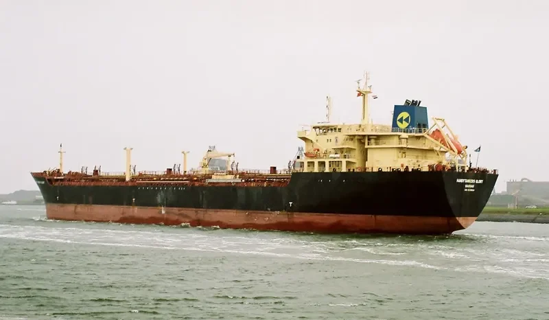 HANDYTANKERS GLORY Tanker IMO 9339624 photo 2