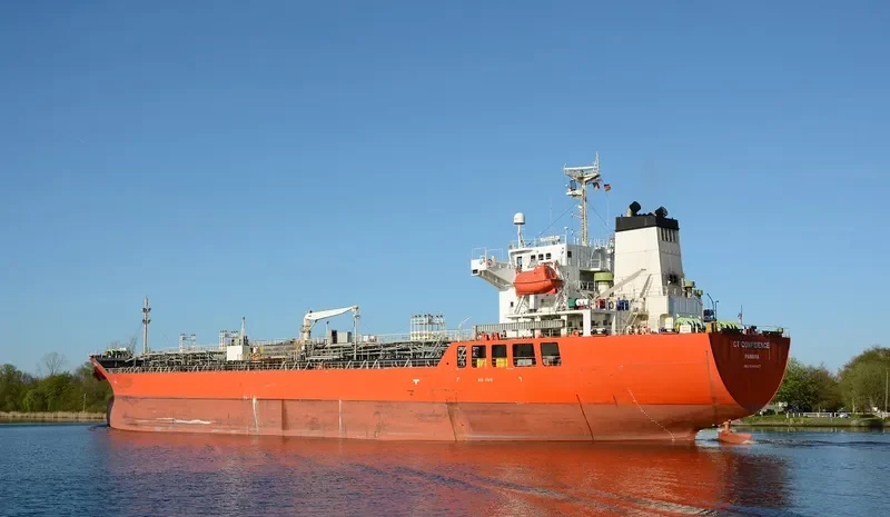 CT CONFIDENCE Tanker IMO 9340427 photo 4
