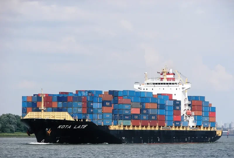 MATSON MAUI Container Ship IMO 9340764 photo 2