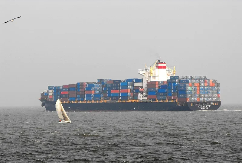 MATSON MAUI Container Ship IMO 9340764 photo 7
