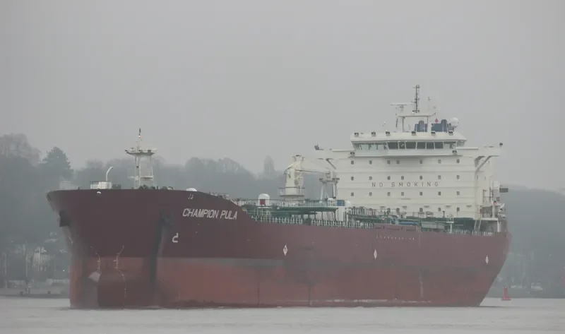 CHAMPION PULA Tanker IMO 9341146 photo 4