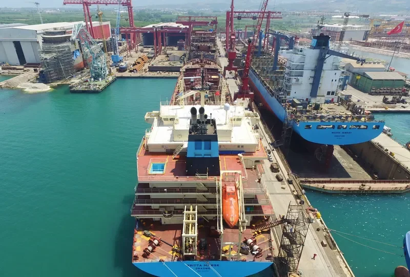 BRITTA MAERSK Tanker IMO 9341433 photo 10