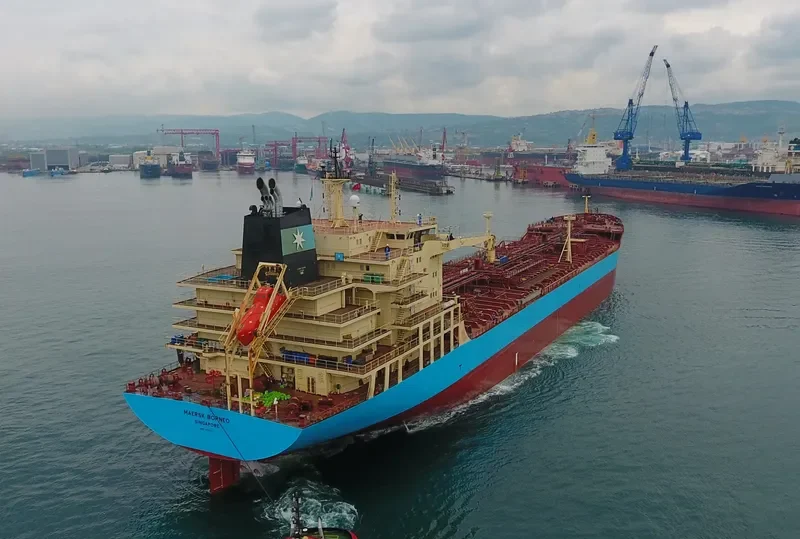MAERSK BORNEO Tanker IMO 9341445 photo 8