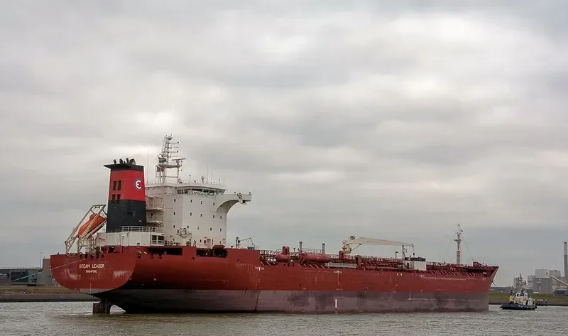 TORM LEADER Tanker IMO 9343194 photo 10