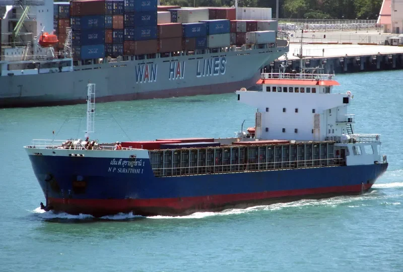 N P SURATTHANI 1 Container Ship IMO 9343584 photo 10