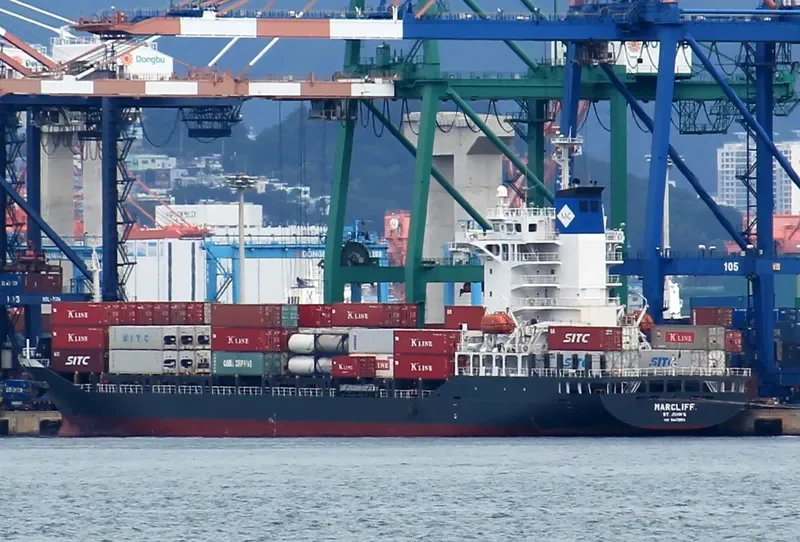 MARCLIFF Container Ship IMO 9343663 photo 8