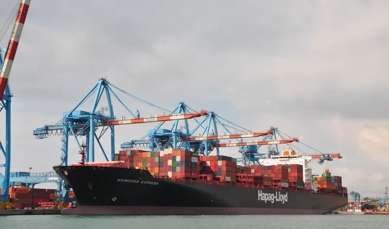 HANOVER EXPRESS Container Ship IMO 9343716 photo 4