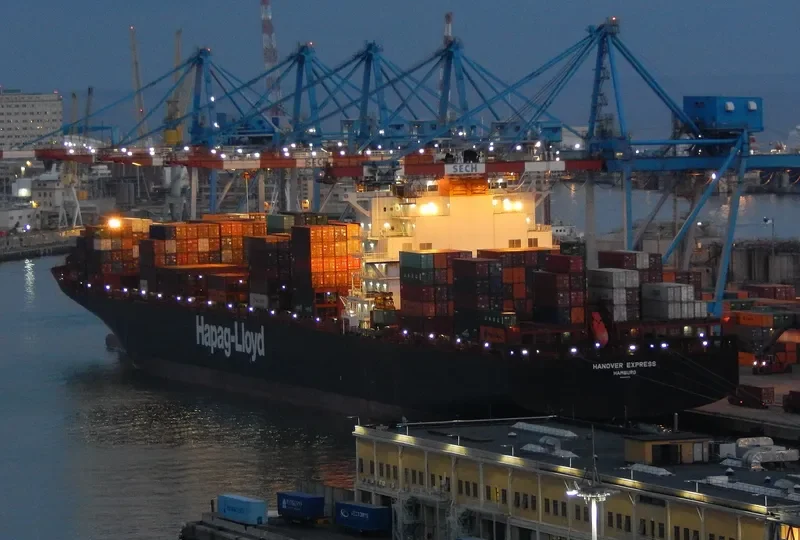 HANOVER EXPRESS Container Ship IMO 9343716 photo 5