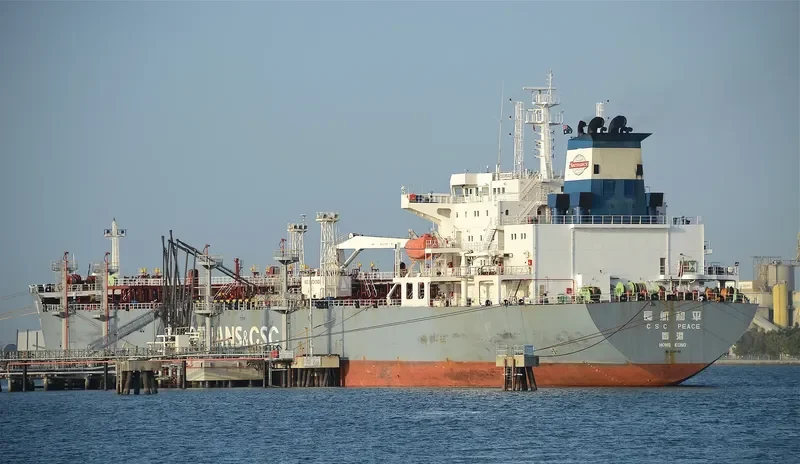CSC PEACE Tanker IMO 9344148 photo 2